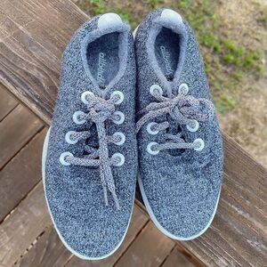 Women’s Allbirds Wool Runners size 6